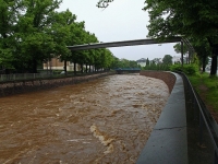 Hochwasser Vereinigte Weißeritz an der Hofmühlenstraße in Dresden am 02.06.2013
